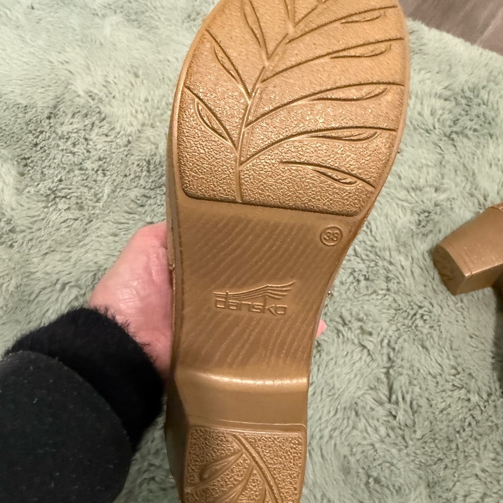 Dansko Platform Tan Milled Burnished Leather Clogs Size 38 - Picture 3 of 6